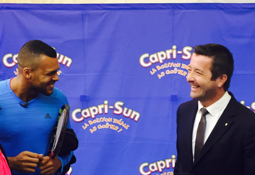 KARL OLIVE tweet media