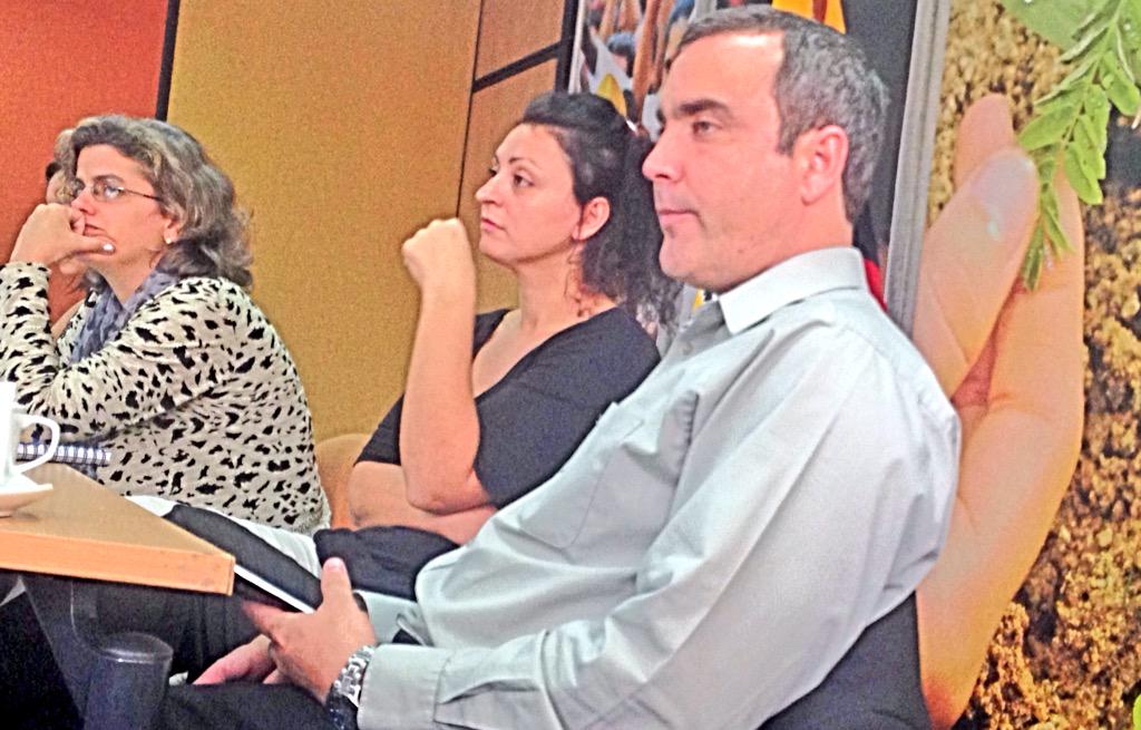 jaimerosero9's tweet photo. Presentando la #ENIEP para #ErradicarPobreza! #Cuba presente en @SenpladesEc @andresmideros @pabelml http://t.co/dqJQ7yPdVq