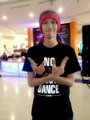 LiFa_Bandung's tweet photo. @mamedzfreestyle Freestyle deui broda! Eksis trus yaaak http://t.co/KBMXSS85gS