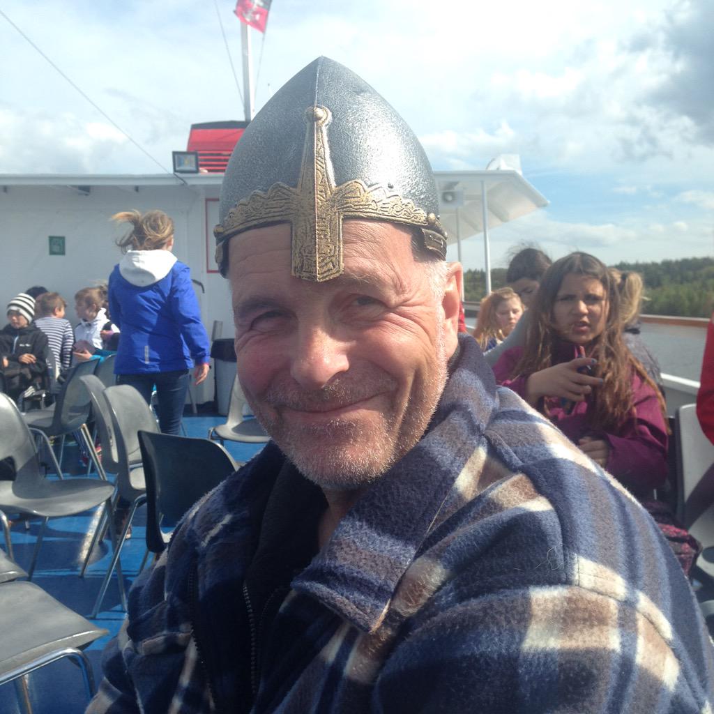 folkasboskolan's tweet photo. Härlig dag på Björkö tillsammans med Sköllersta skola 😎 #Birka#Klass5# http://t.co/TurNIFGJK6