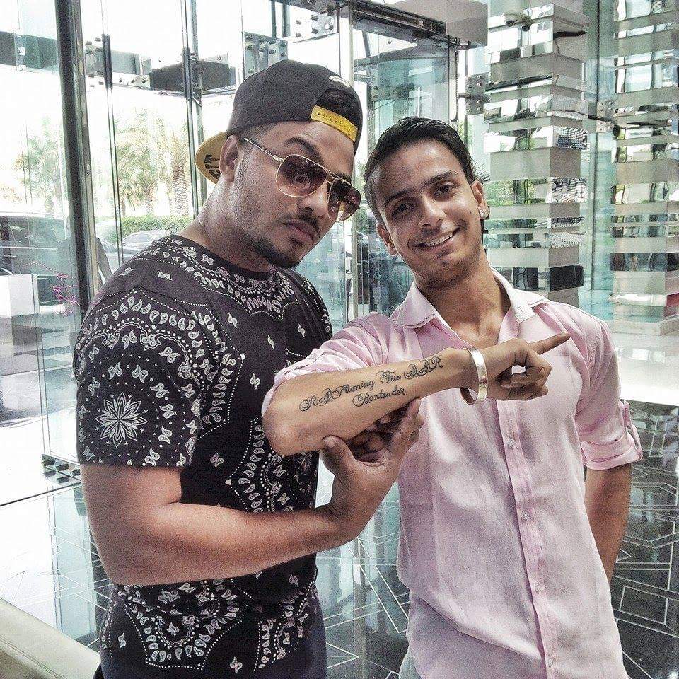 FlairKumar's tweet photo. Throw back pic with my #RAA paaji
He is always my motivation Love you @Its_Raftaar paaji Keep rocking see you soon http://t.co/O2l5Pq73kA