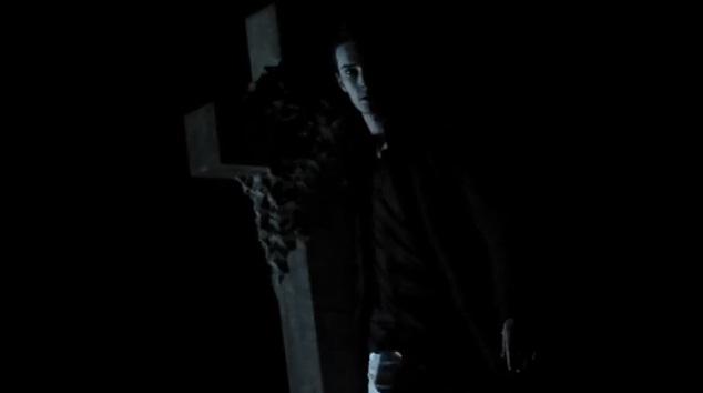 KellyDyche's tweet photo. This has to be my favorite shot in the #FallenAngels #Trailer @AlexMDaSilva #Vampire #Angels #AngelsAndDemons #HTKD http://t.co/6YNGNdEzbf