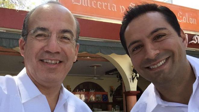 Un1onYuc's tweet photo. .@MauVila y los personajes de campaña | UN1ÓN Yucatán | http://t.co/umngQcw5qN http://t.co/RpUpihSOkx