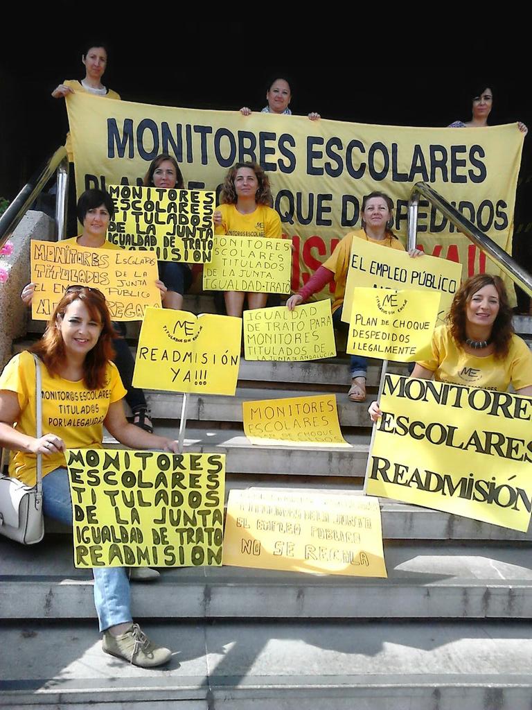 mjprllamas's tweet photo. @MEscolarChoque otro miércoles más pidiendo justicia=READMISIÓN! @JuanMa_Moreno @PPopular @RafaelRuizCanto @RTVA  http://t.co/IXGkknSHPP