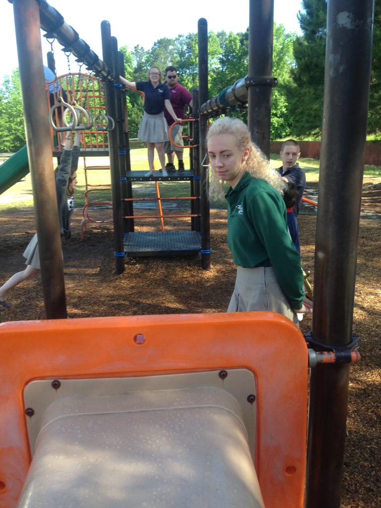 English_Diva's tweet image. AP last day! #FilmingFun