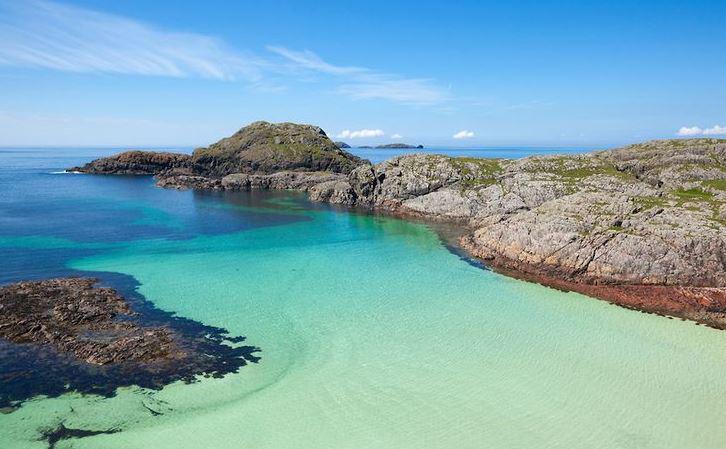 aroundaboutbrit's tweet photo. The #IsleofMull has #BreathTaking #Scenery #DramaticViews & unspoilt #Landscapes #Scotland #UK http://t.co/bBdD60x5TC http://t.co/a5ajrw2WvY