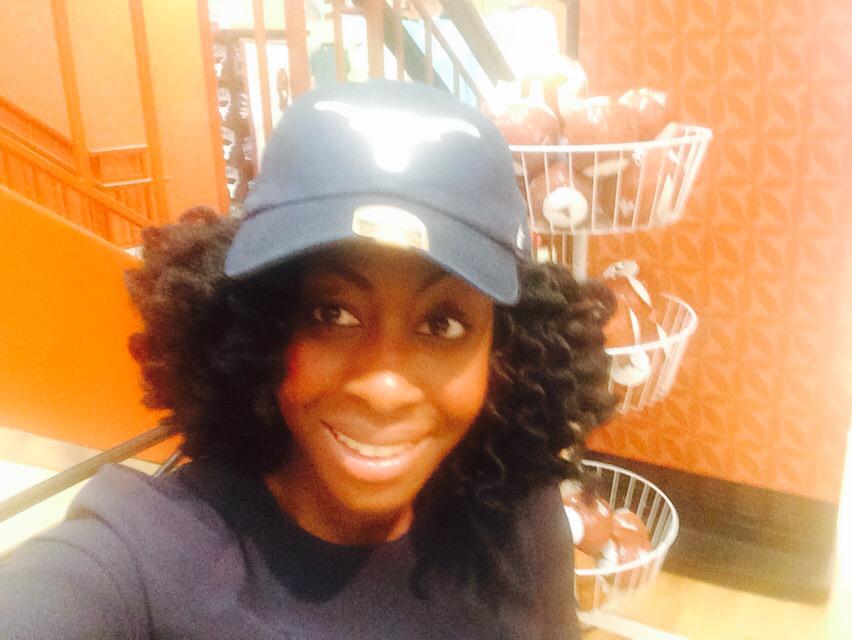 Hook'em - CEO &amp; Co- Founder <a href="/imS3lah/">Tenaj</a>