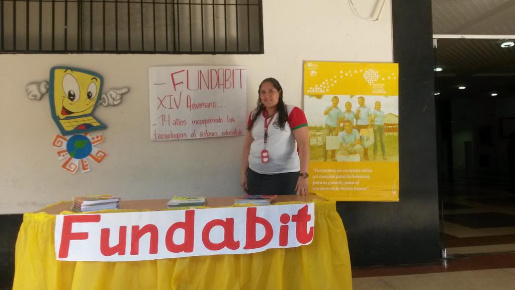 EG_cbittrujillo's tweet photo. STAND @Fundabit continua promocionando el Buen uso de las TIC y los #CBIT
Reporte-Actualización Canaima
Te Esperamos! http://t.co/DzrYAOljmT