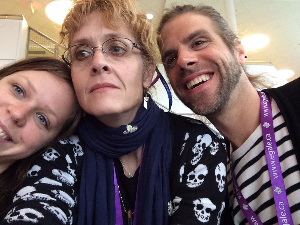 sk8intocorners's tweet photo. @CSViamonde: les enseignants spécialistes en équité et santé mentale ont eu l'expérience inoubliable #OUTShine2015 http://t.co/UJy4wPyjzn