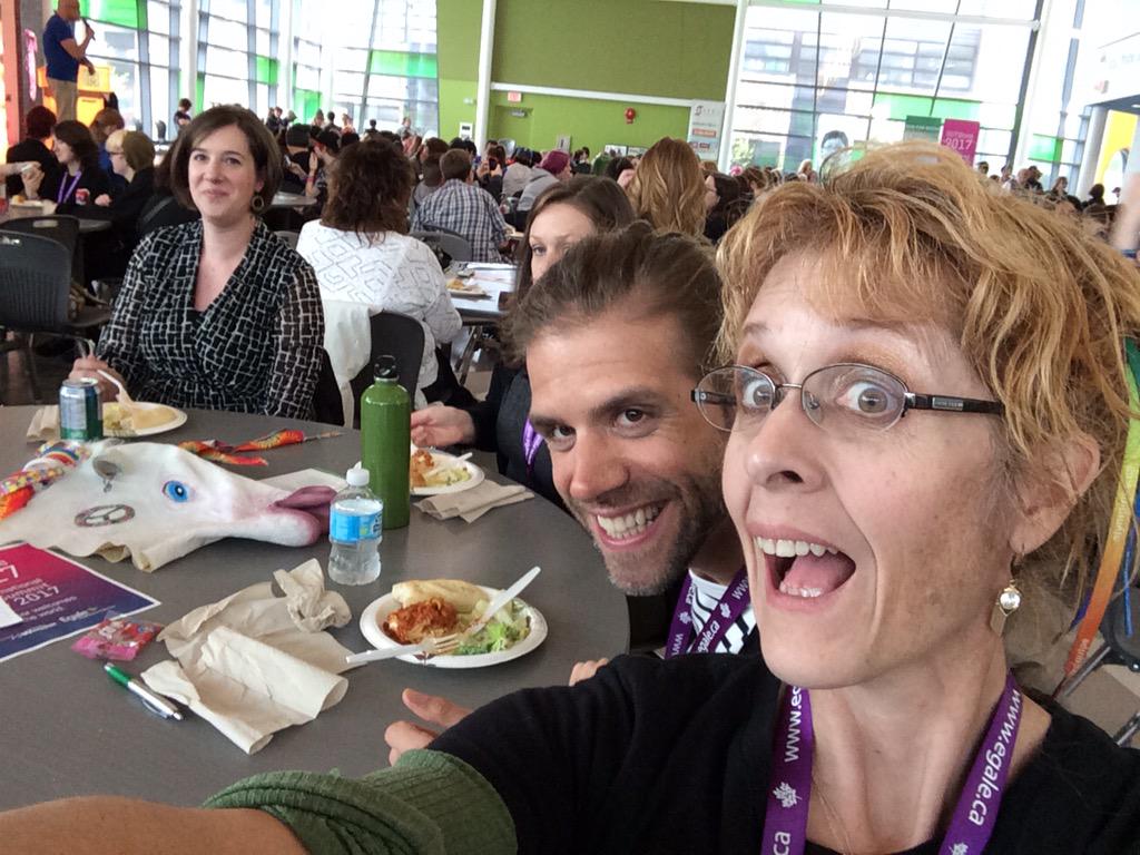 sk8intocorners's tweet photo. @CSViamonde: les enseignants spécialistes en équité et santé mentale ont eu l'expérience inoubliable #OUTShine2015 http://t.co/UJy4wPyjzn