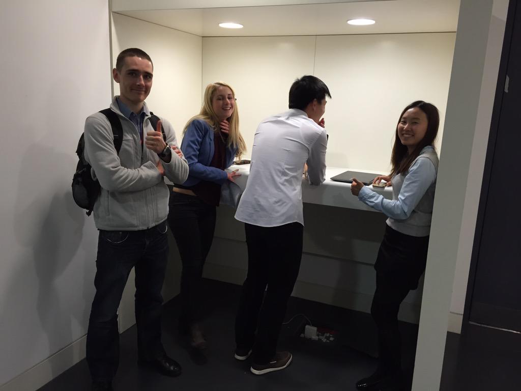 P_Aspiration's tweet photo. Preparing the Pecha Kucha presentation! http://t.co/3OCDvJGNf9