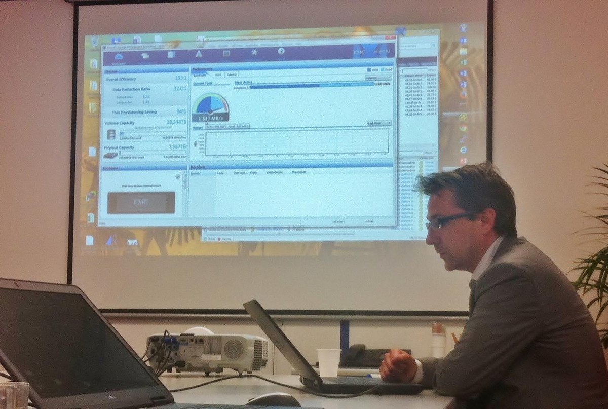 MTI_France's tweet image. La démo #Fullflash #XtremIO @EMCFrance chez MTI : performance, scale out, simplicité de l'interface