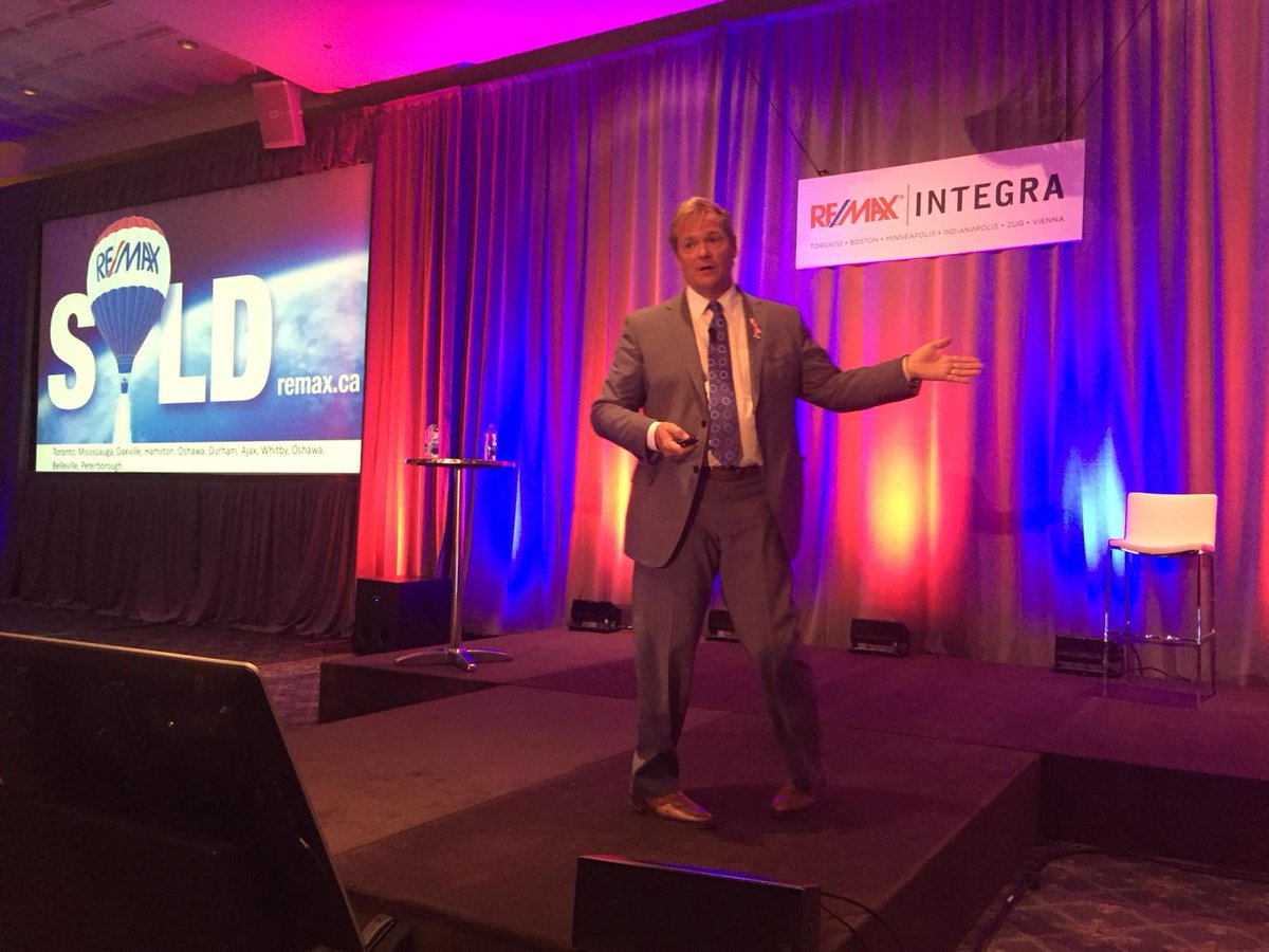 <a href="/Davidbrownremax/">David Brown</a> asked "how many people have seen the new ads?" Question is... Who hasn't :) #remaxconnect <a href="/REMAXoa/">RE/MAX INTEGRA, OA</a>