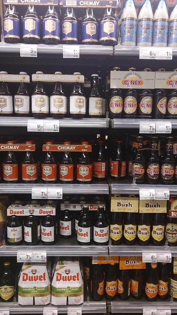 abcross's tweet photo. @JaxDal @rdalwood @ADalwood @big78sam @MeetMySensei Already in Belgium http://t.co/m9TwntwzQP