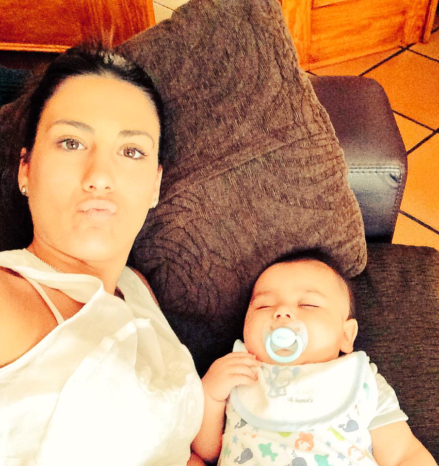 Rociosb_13's tweet photo. Después d estar con mi gordito toda la mñn, ahora al gym y cmo no echando mucho de - a mi otro gordito @juanmi_prez7 http://t.co/9lXqLhJQCk