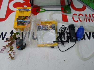 TCVTuCompravent's tweet image. Acuario Hailea 30 litros + accesorios. 45€ tcvtucompraventa.com/transporte-mas…