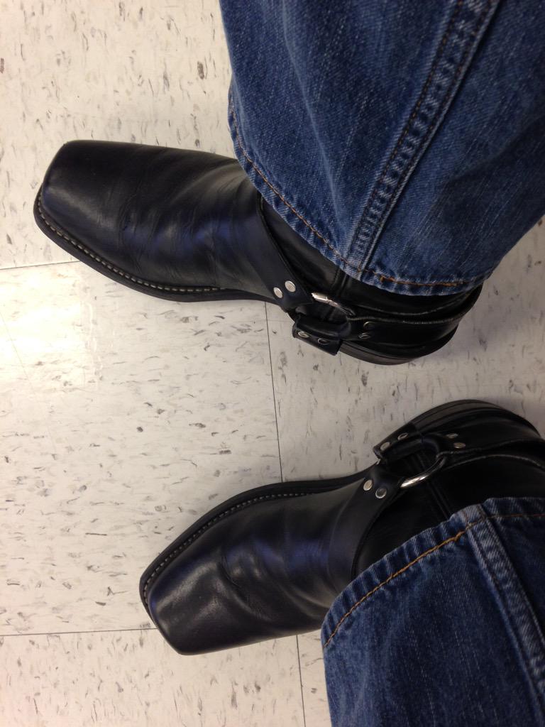 thebootbroker's tweet photo. http://t.co/ManqKPRc2t