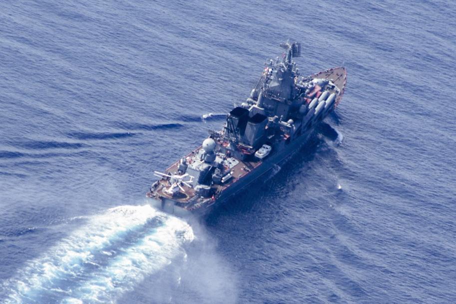 المناورات البحرية العسكرية بين روسيا والصين في البحر المتوسط    CFdS1OIWMAA9KUd