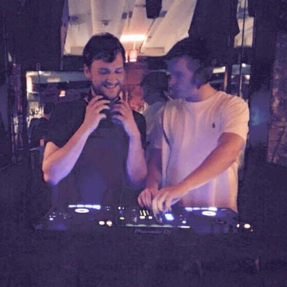 TwinHatz's tweet photo. Brilliant night @RagnBoneBar thanks to all who came.🙌 #techno #techouse http://t.co/2MWwU6wWwQ