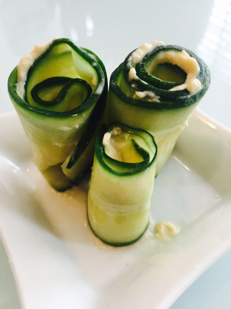 therealkripa's tweet photo. Hungry 4snack? spread some hummus over cucumber and roll up for a healthy protein packed snack YUM #healthy #organic http://t.co/t8D1TooCKl