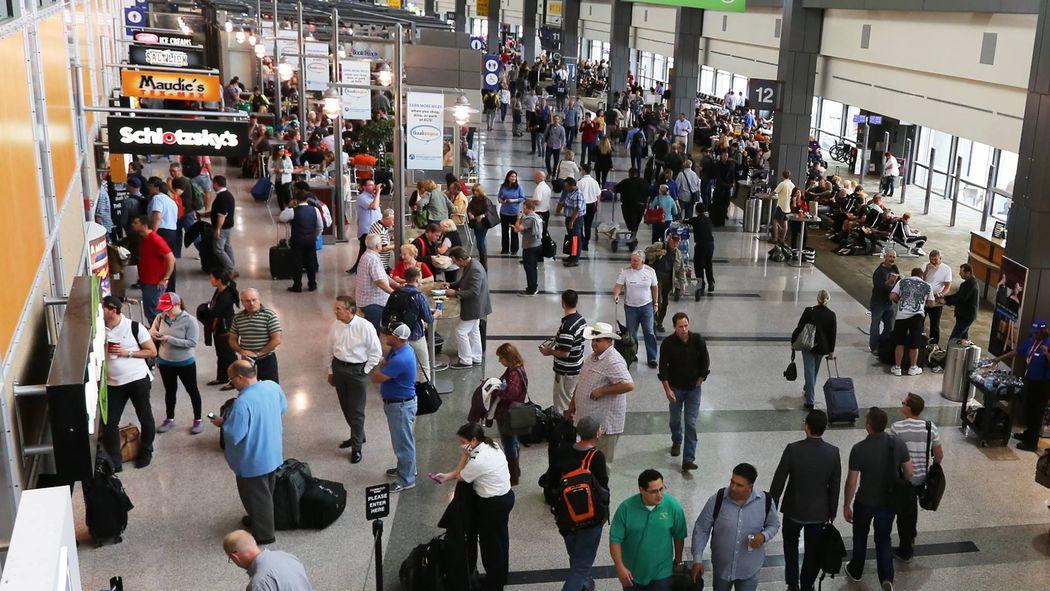 Where to eat at Austin-Bergstrom International Airport eater.com/e/8393412?utm_…