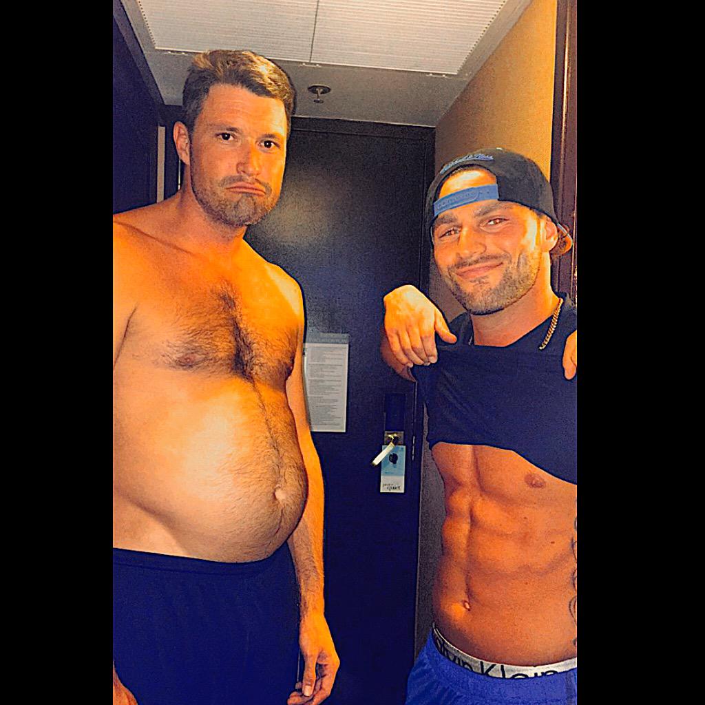 Rodney Lavoie Jr On Twitter Epic Battle My Brotha Ucantdothat121 1 More To Go Survivor Finale Http T Co Ucrbkbyluc