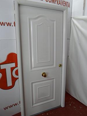TCVTuCompravent's tweet image. Puerta de entrada metalica lacada blanca. 450€ tcvtucompraventa.com/mobiliario-hog…