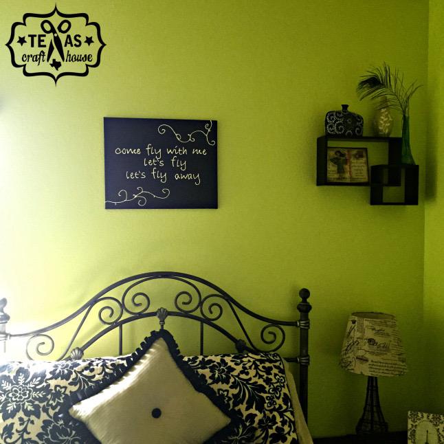 TexasCraftHouse's tweet photo. Want to learn how to put puff paint on canvas? http://t.co/5bG3bCofZf #DIY #craft #puffpaint http://t.co/7VpTAHycXu