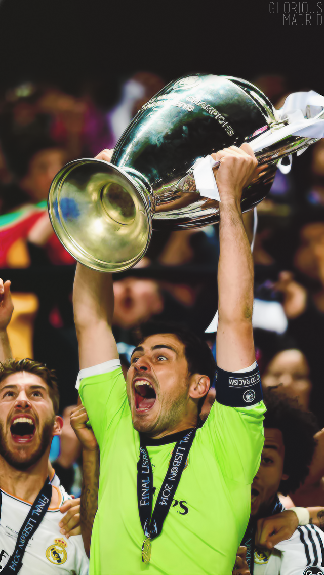 GloriousMadrid's tweet photo. Happy Birthday @CasillasWorld! Living legend! #TeQueremosCapi http://t.co/eFbWtOIu4u