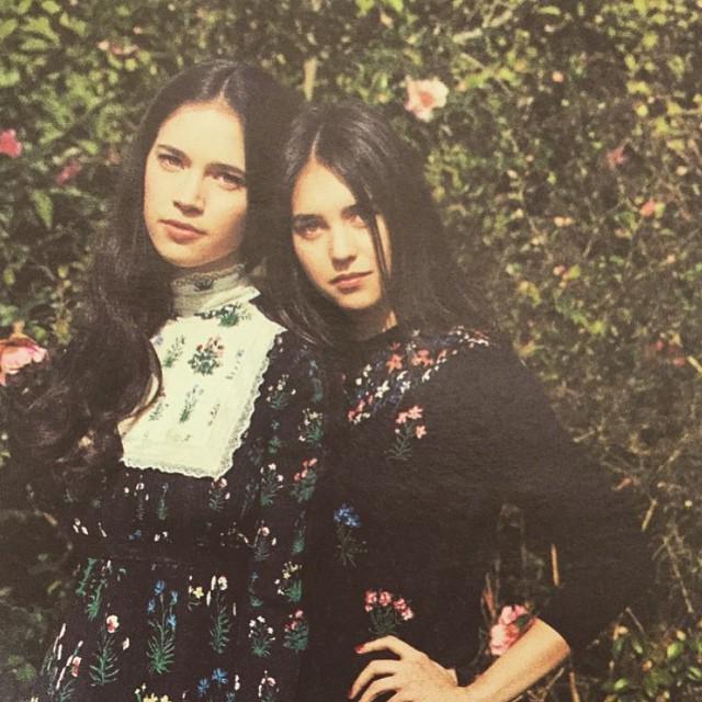 MaisonValentino's tweet image. Beautiful sisters @lolaarrivabene and @veraarrivabene in #Spring15 @celiabirtwell inspired… ift.tt/1AlTusG