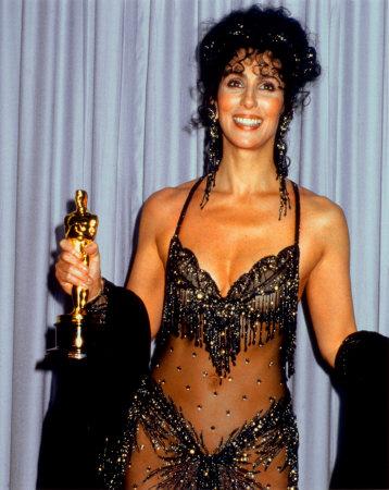 Happy 69th birthday to the Oscar, Grammy and Emmy-winning Get that dark lady! 