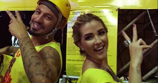 MGotschalg's tweet image. Nossa cara de preocupados com tudo que estão falando ✌🏼️ #TimeDoBem #sócabeamor #2vs🌍 @AlineGotschalg_ @femedeirostt