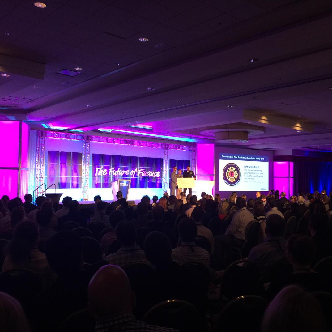 ron_baden's tweet photo. Live donation to international association fire fighters!! #HAWorld #charitable #giveback #awesome http://t.co/zeswr2WkwB