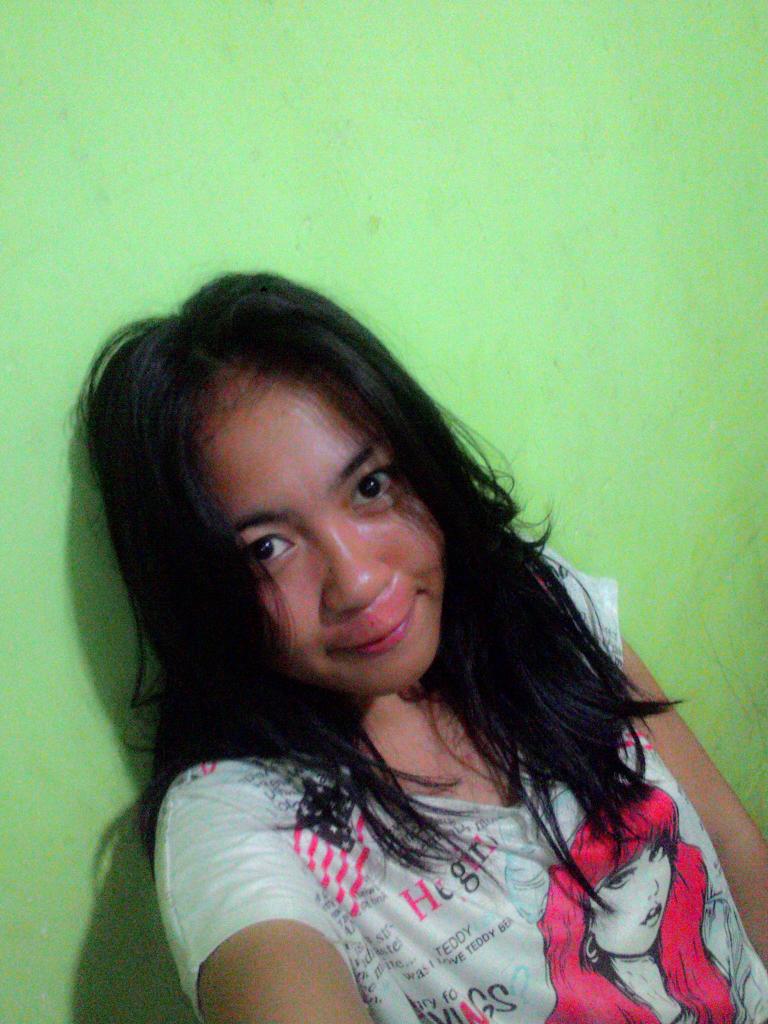 sari_df's tweet photo. Edisi blom tidur http://t.co/ammr3lzJd3