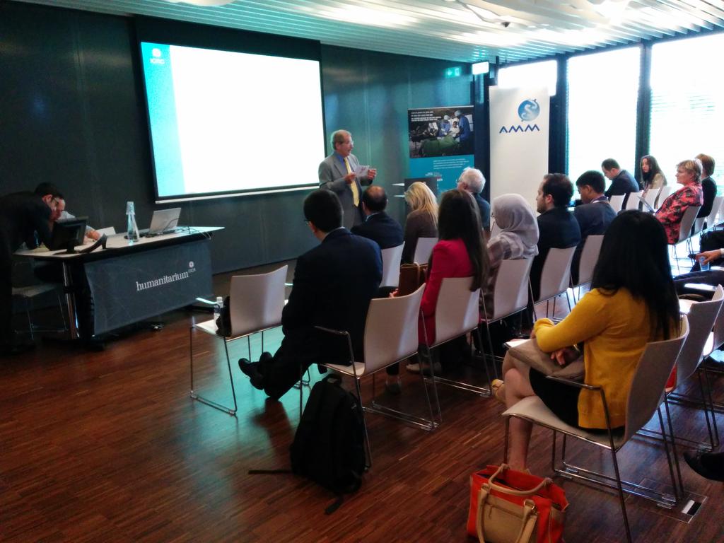 HCiD_ICRC's tweet photo. #JuniorDoctorNetwork @medwma @ICRC #WFME on the panel now to discuss about ethical challenges to #protecthealthcare http://t.co/wp8OtdKxo1