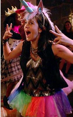 Roderick_Meeks_'s tweet image. #wcw is this beautiful dork here