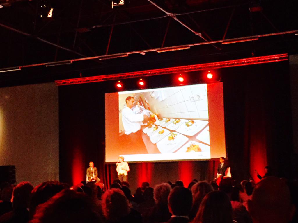 ChrisVerplancke's tweet photo. Verademing! Sterk team, goeie sprekers, mooie ambities #Leiden @RobertStrijk @paullaudy @MarleenDamen #OBL2015 http://t.co/kb8fAJqowf
