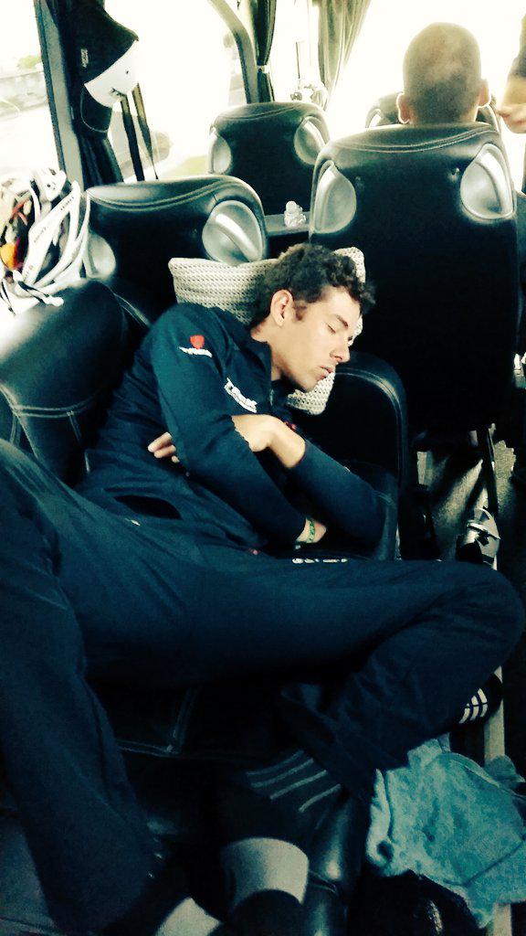 Short stage but really hard!! <a href="/SilvestreFbio/">Fábio Silvestre</a>  looks a bit tired🙈🙉  #giro #fullgass #toro
