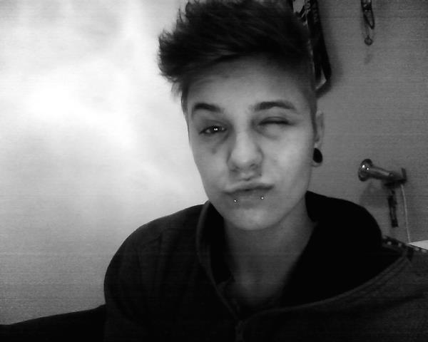 mattsilgdr's tweet photo. non sembro nemmeno io http://t.co/D4AZYPP4M8