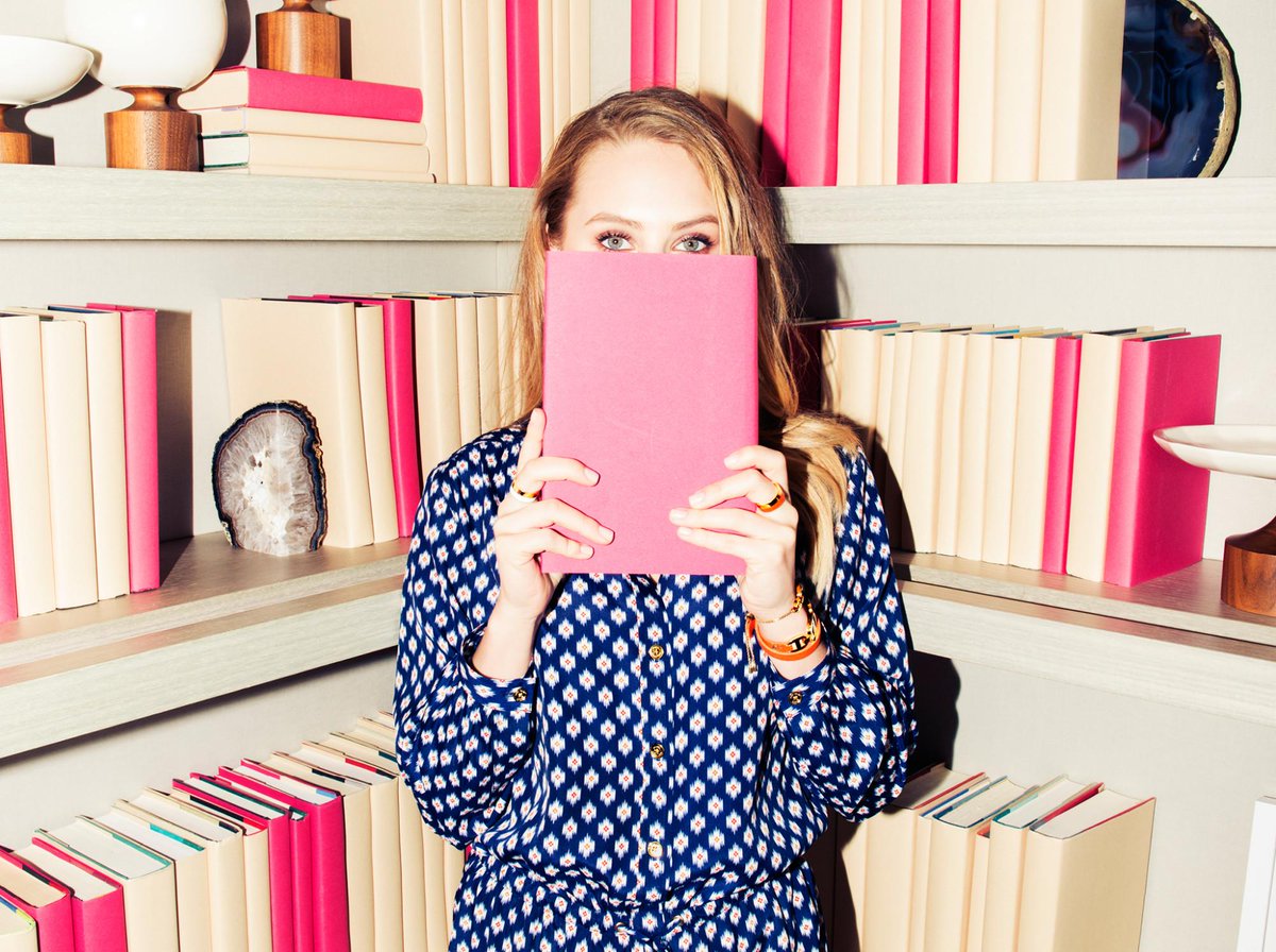 MichaelKors's tweet photo. Chic lit—read all about our day with Dylan Penn and @TheCoveteur. http://t.co/5qRrYeCFR7 #JetSetToronto http://t.co/c9DE5nfUyl