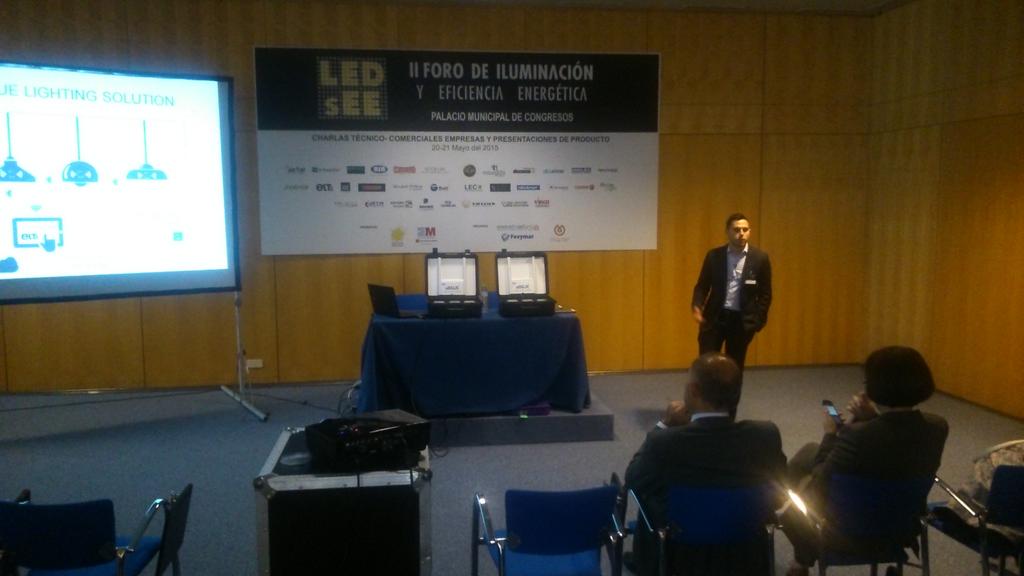 foroLEDsEE's tweet photo. Jornadas sobre iluminación en @foroLEDsEE. @ANFALUM http://t.co/8PoVrurfTf
