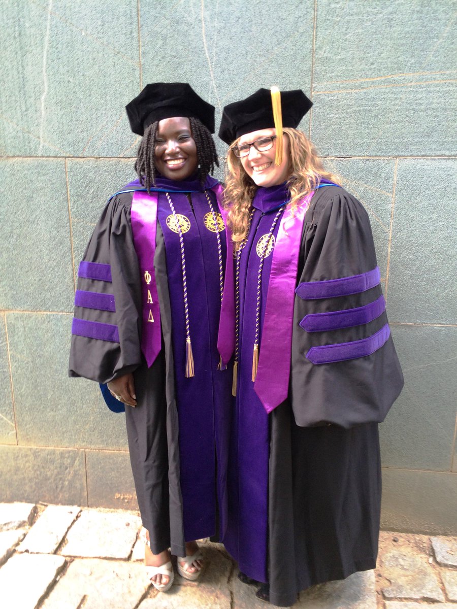 Legally_Nerdy's tweet photo. Showing off that PAD pride! #Emory2015 @PhiAlphaDeltaHQ @EmoryLaw @EmoryUniversity http://t.co/tHORx6AFVG