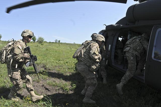 Российские пограничники открыли огонь по авто, выезжающему с территории Украины - Цензор.НЕТ 1381