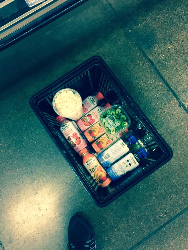 ThisIsRive's tweet photo. The more colorful the grocery cart the better! http://t.co/U2XNOno1L0