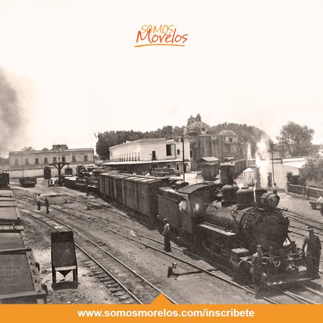 SomosMorelos_'s tweet photo. Así lucía la estación de Ferrocarril de Cuautla en 1943. (http://t.co/FF3n3eMjS8) #MorelosRetro #SomosMorelos http://t.co/INwHVEJuXl
