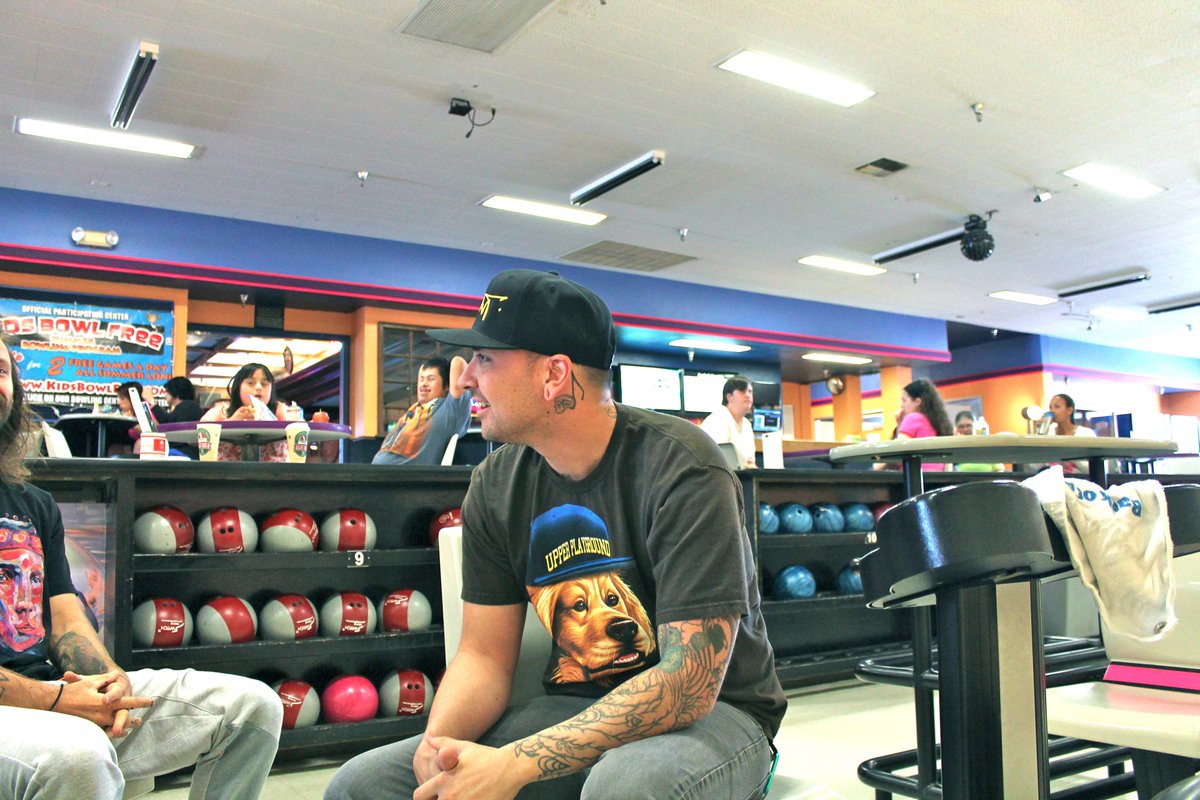 GamutLife's tweet photo. We Hold Our Meetings While We Bowl! #GamutLife #GamutGoons #Ventura #Meetings #Bowling http://t.co/X6lob3CNJ1