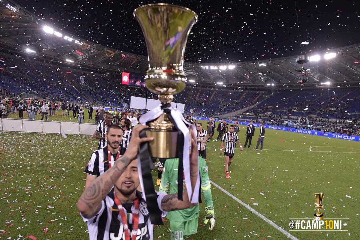 juventusfc's tweet photo. I #Camp10ni sono loro, i #Camp10ni sono loro! #JuveLazio #TimCup http://t.co/r33jttzPlT