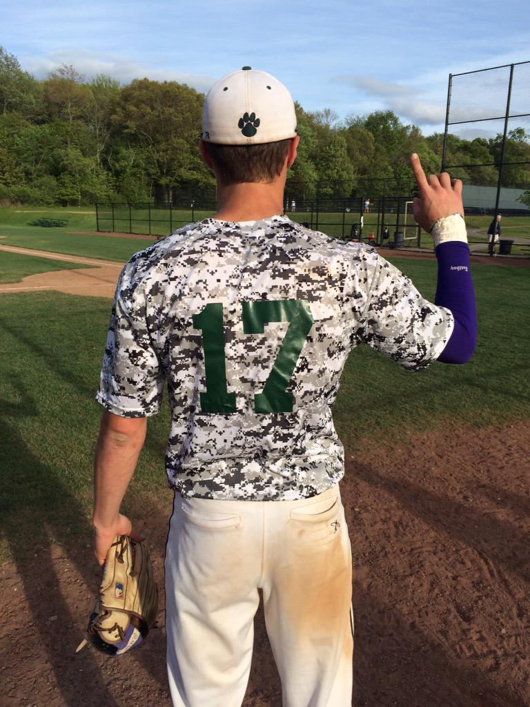 TheBaseballWHS's tweet photo. 17-0 #haveagame @jakebeane7 #reppurple #MW8 http://t.co/X86WGRFtpX