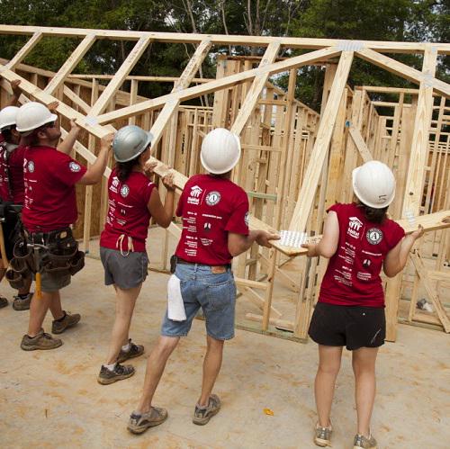 Habitat_org's tweet photo. Thanks @HFHAmeriCorps for serving more than 20k families across U.S. #SaveService: http://t.co/L9C4YgQJPP http://t.co/XBT52XUgxt