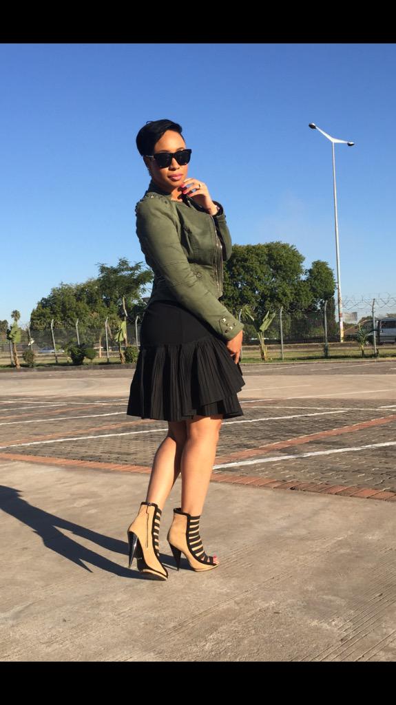 Pokello Nare Shoes Pictures